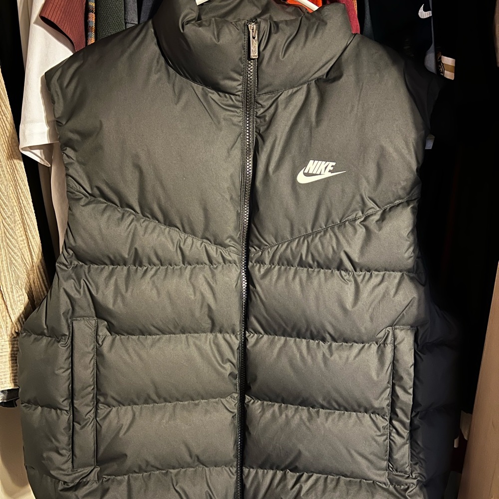 Nike Women’s Therma-Fit Puffer Vest